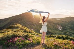 “Surviving Cancer” Provides Insight and Valuable Advice
